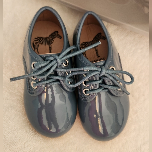 ZEEBRAKIDS • NEW Baby Patent Leather Dress Shoes, Marlin Blue, Size 21 (5.5 US) - Picture 5 of 9